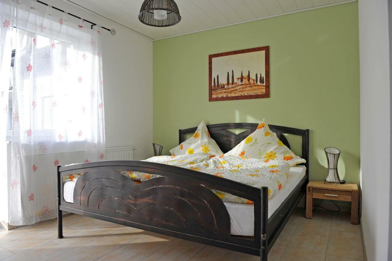 Gaestehaus Vinaria Kinheim Zewnętrze zdjęcie